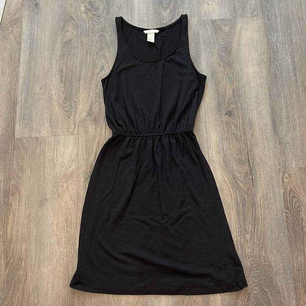 H&M black basics sleeveless dress